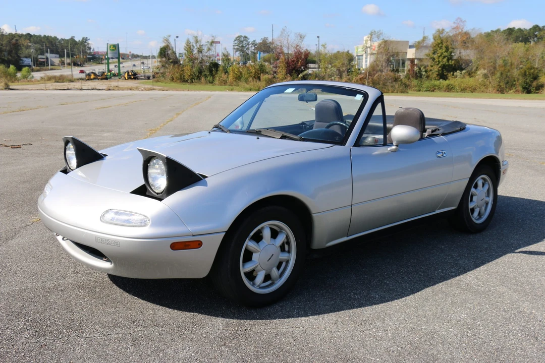 1992 Mazda NA MX-5 Miata - Image 16 of 31