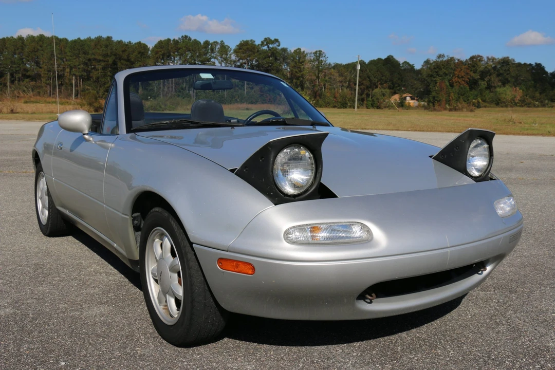 1992 Mazda NA MX-5 Miata - Image 14 of 31