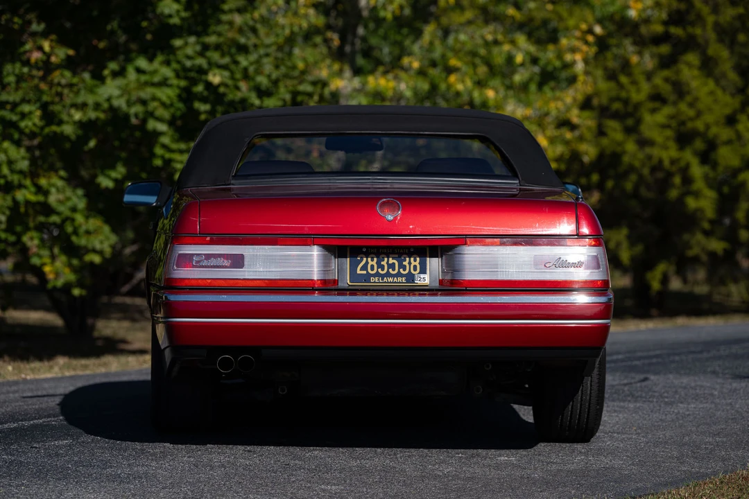 1993 Cadillac Allante - Image 23 of 31