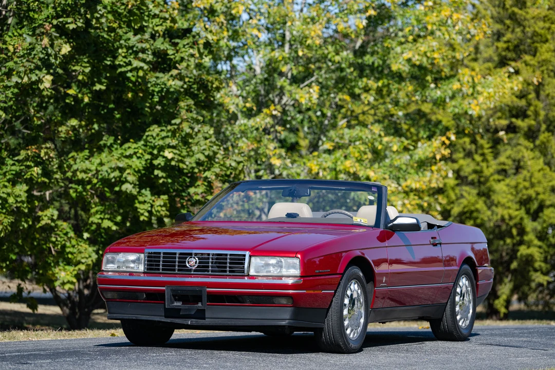 1993 Cadillac Allante - Image 4 of 31