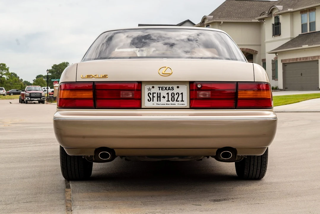1993 Lexus LS 1st Gen - Image 7 of 31