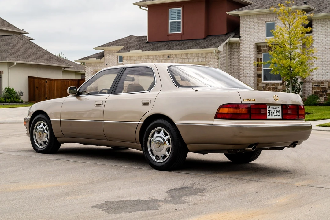 1993 Lexus LS 1st Gen - Image 8 of 31