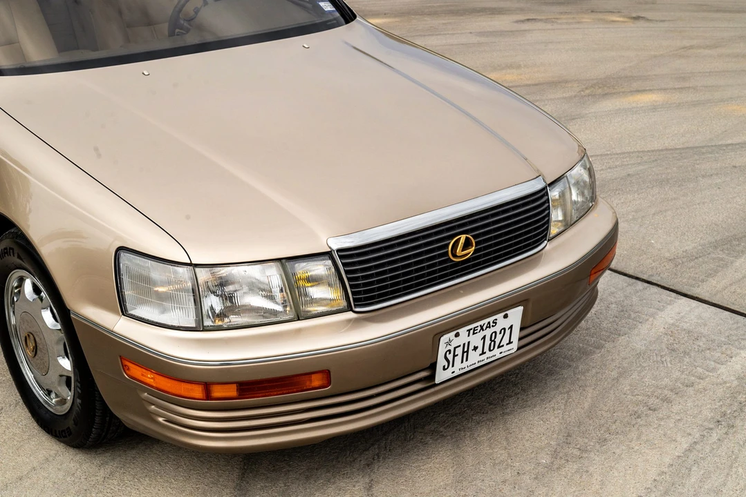 1993 Lexus LS 1st Gen - Image 26 of 31