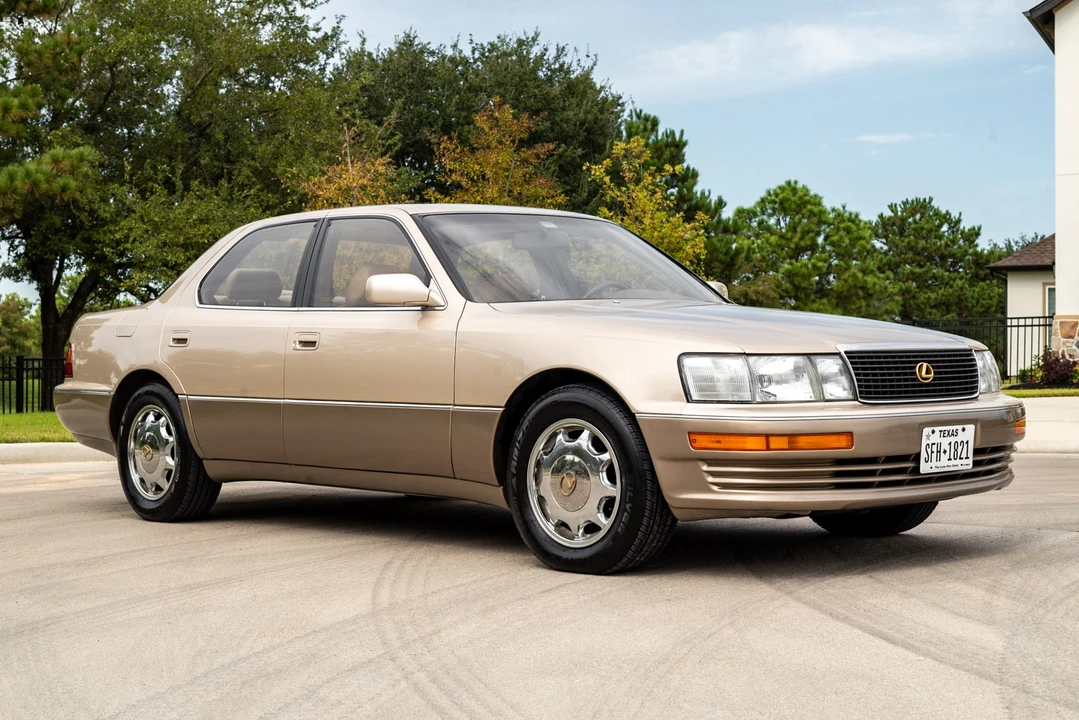1993 Lexus LS 1st Gen - Image 4 of 31