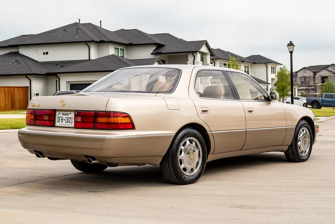 1993 Lexus LS 1st Gen - Image 6 of 31