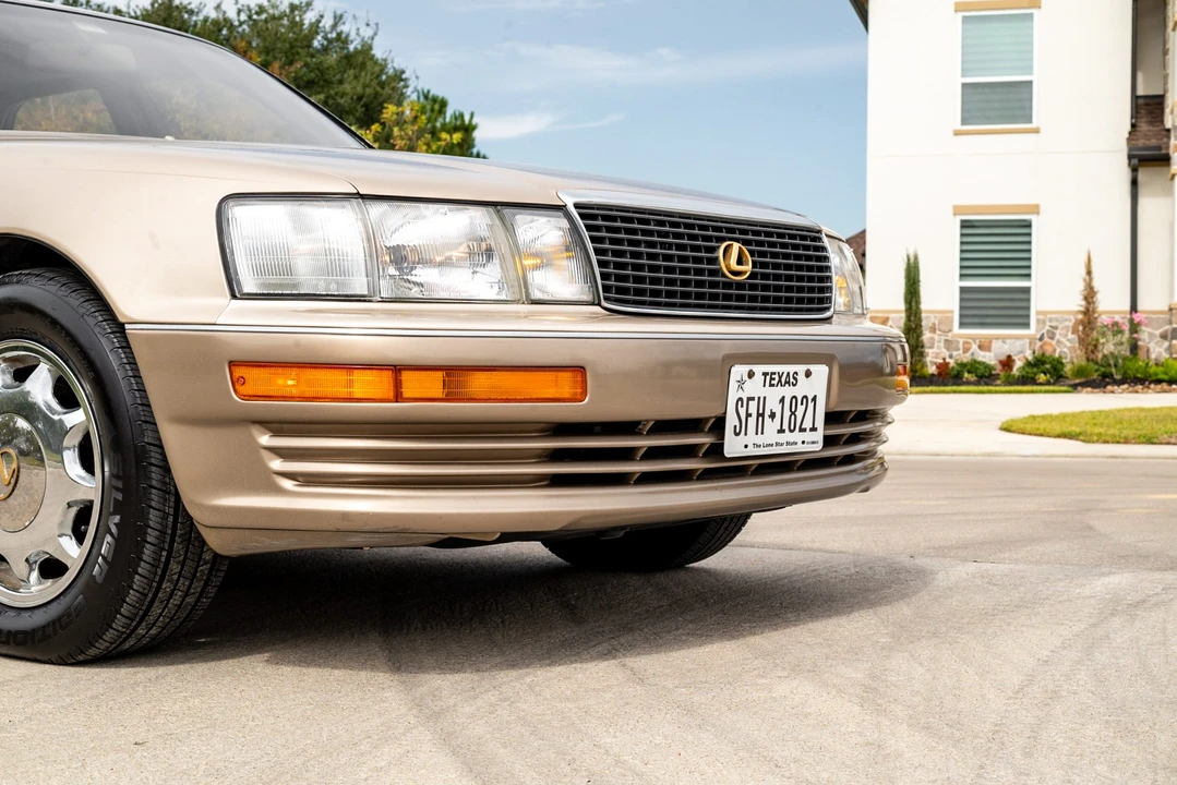 1993 Lexus LS 1st Gen - Image 12 of 31