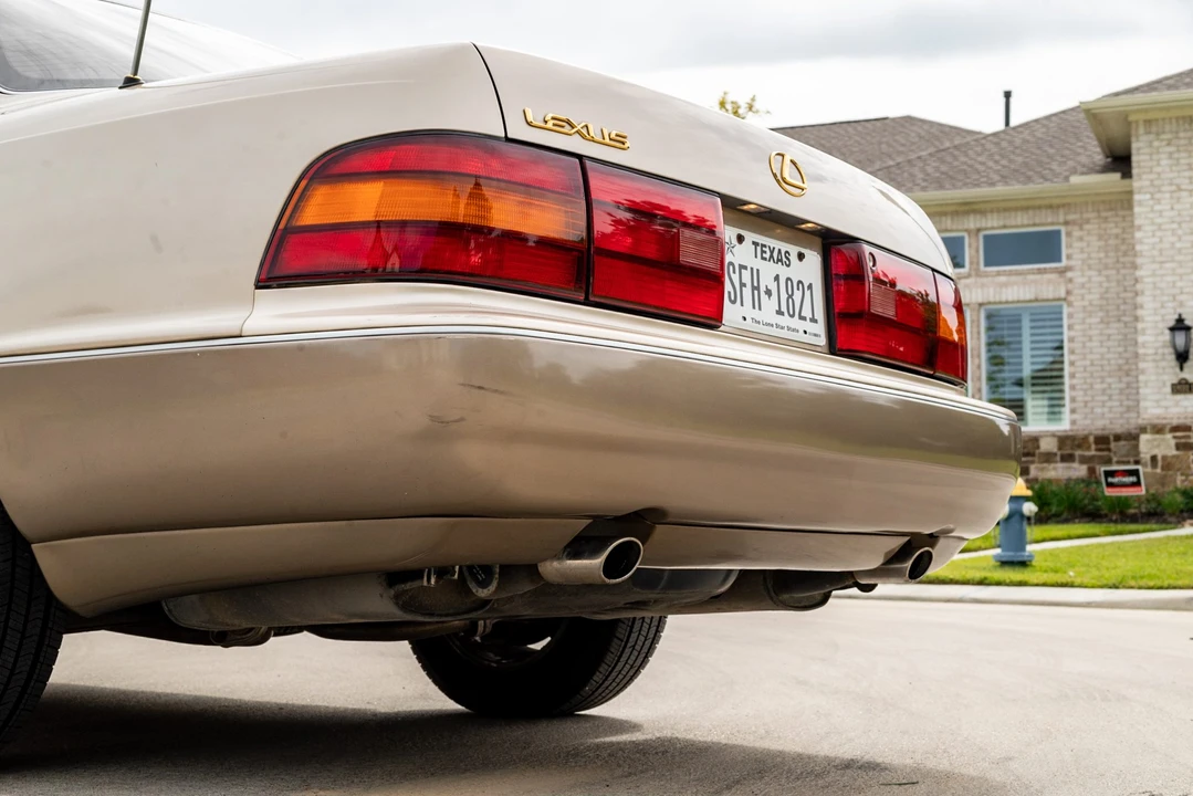 1993 Lexus LS 1st Gen - Image 29 of 31