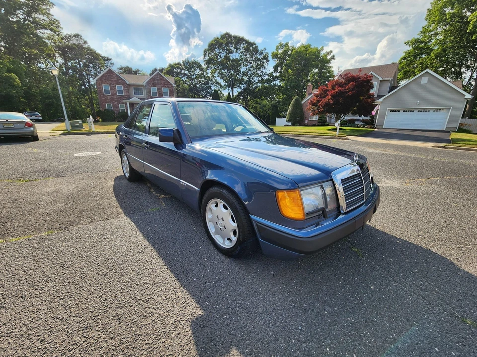 1993 Mercedes-Benz W124 E-Class - Image 20 of 31