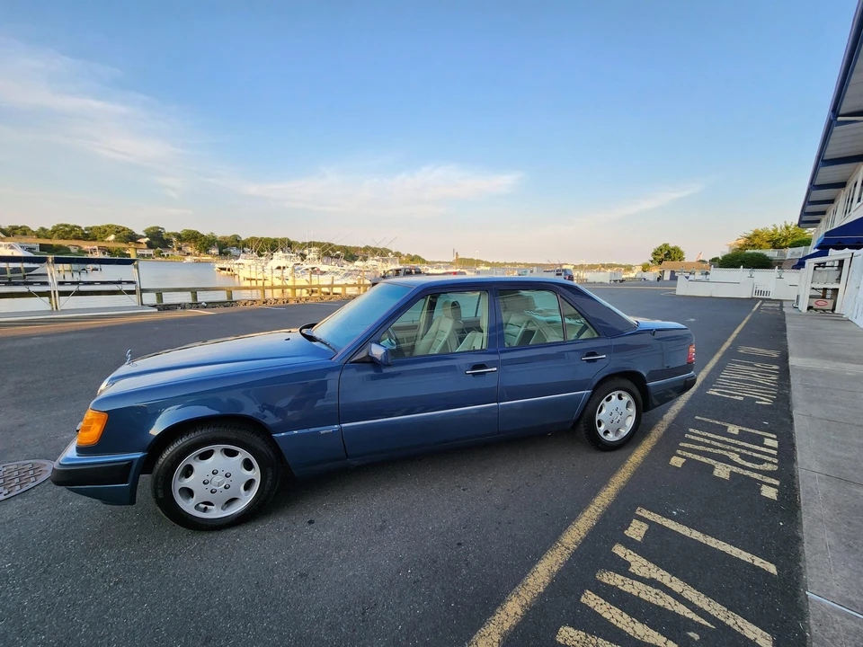 1993 Mercedes-Benz W124 E-Class - Image 29 of 31