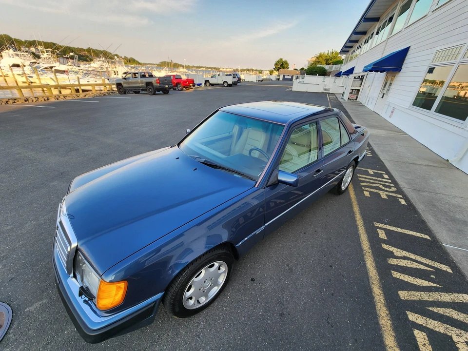 1993 Mercedes-Benz W124 E-Class - Image 26 of 31