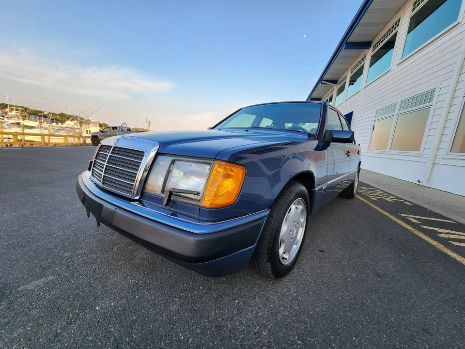 1993 Mercedes-Benz W124 E-Class - Image 22 of 31