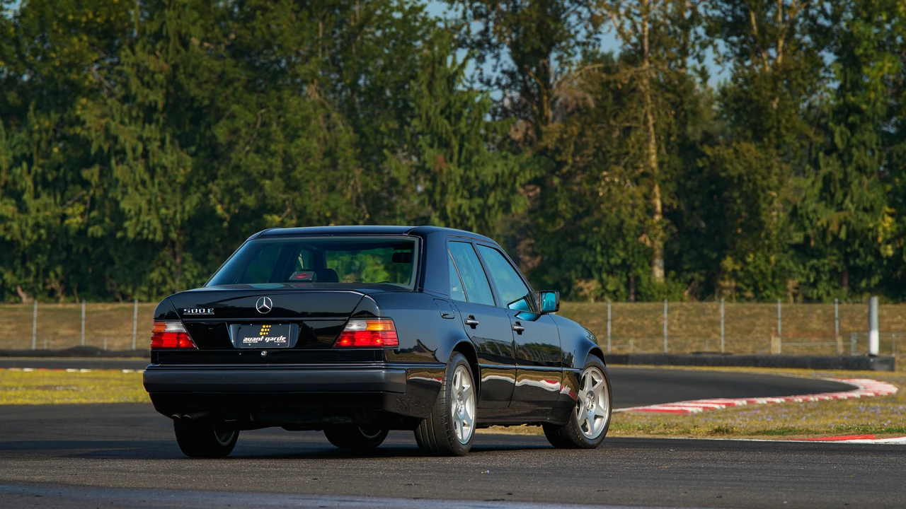 1993 Mercedes-Benz 500E & E500 - Image 9 of 31