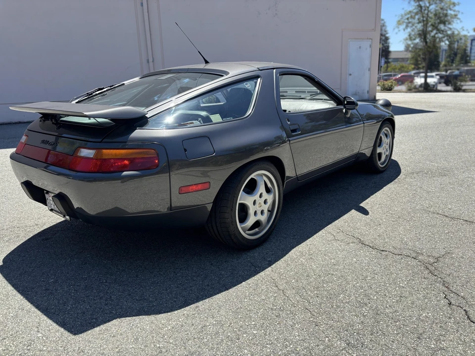 1993 Porsche 928 GTS - Image 20 of 31