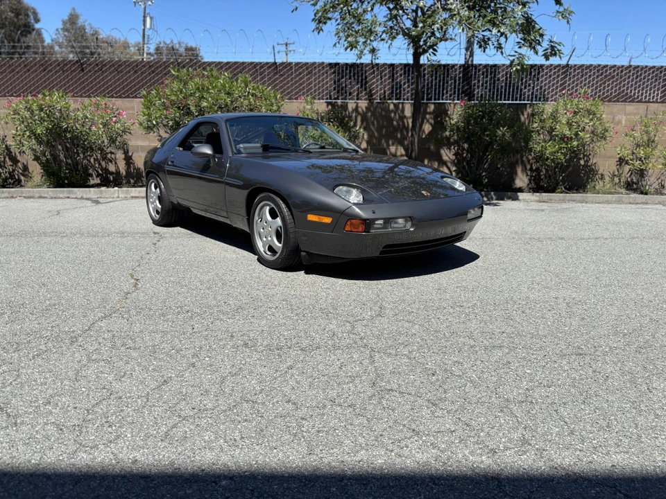 1993 Porsche 928 GTS - Image 12 of 31