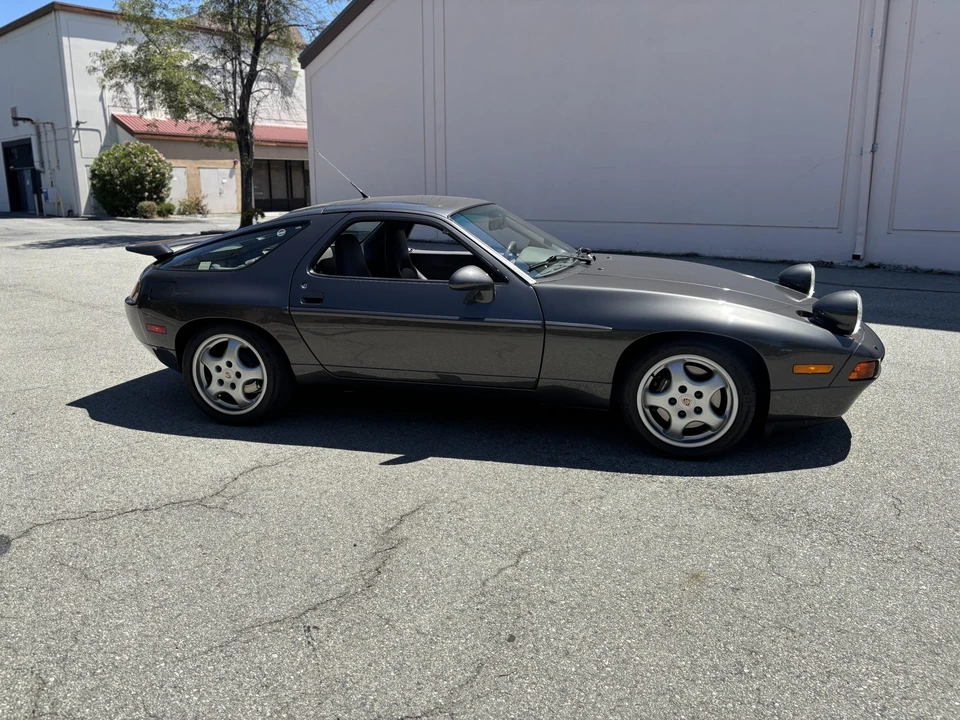 1993 Porsche 928 GTS - Image 18 of 31