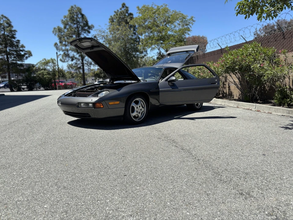 1993 Porsche 928 GTS - Image 4 of 31