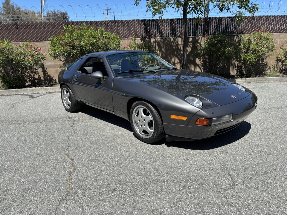 1993 Porsche 928 GTS - Image 13 of 31
