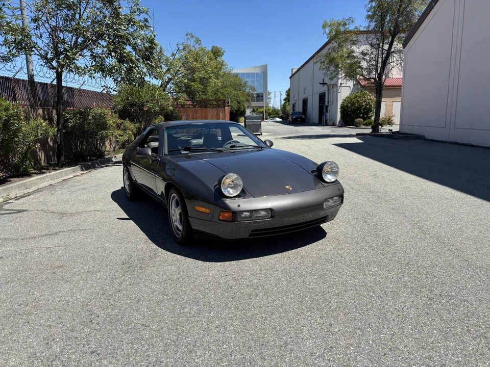 1993 Porsche 928 GTS - Image 10 of 31