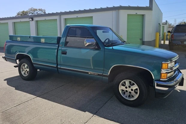 1994 Chevrolet C/K 4th Gen - Image 3 of 8
