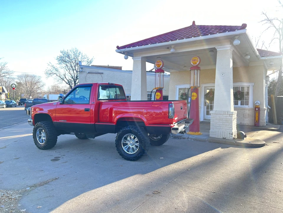1994 GMC Sierra 1st Gen - Image 7 of 31
