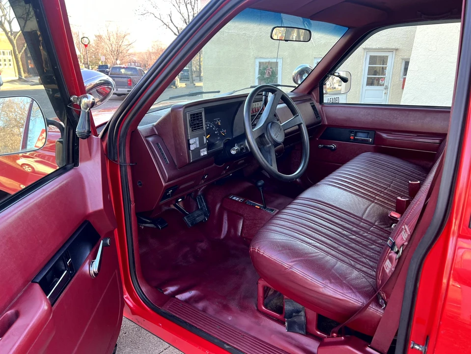 1994 GMC Sierra 1st Gen - Image 21 of 31