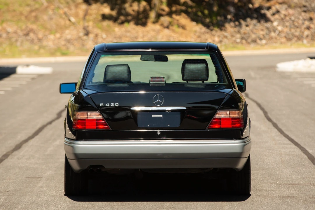 1994 Mercedes-Benz W124 E-Class - Image 13 of 31