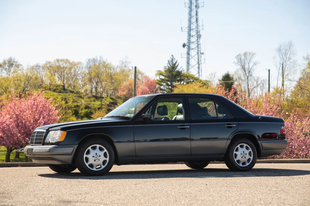 1994 Mercedes-Benz W124 E-Class - Image 6 of 31