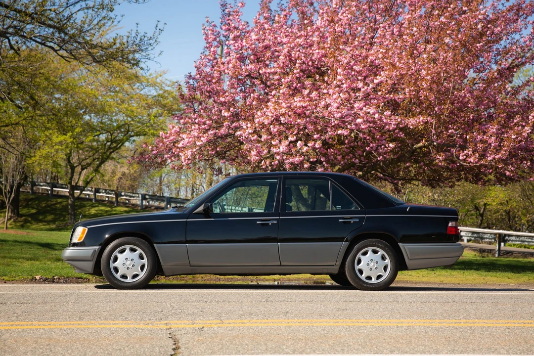 1994 Mercedes-Benz W124 E-Class - Image 9 of 31