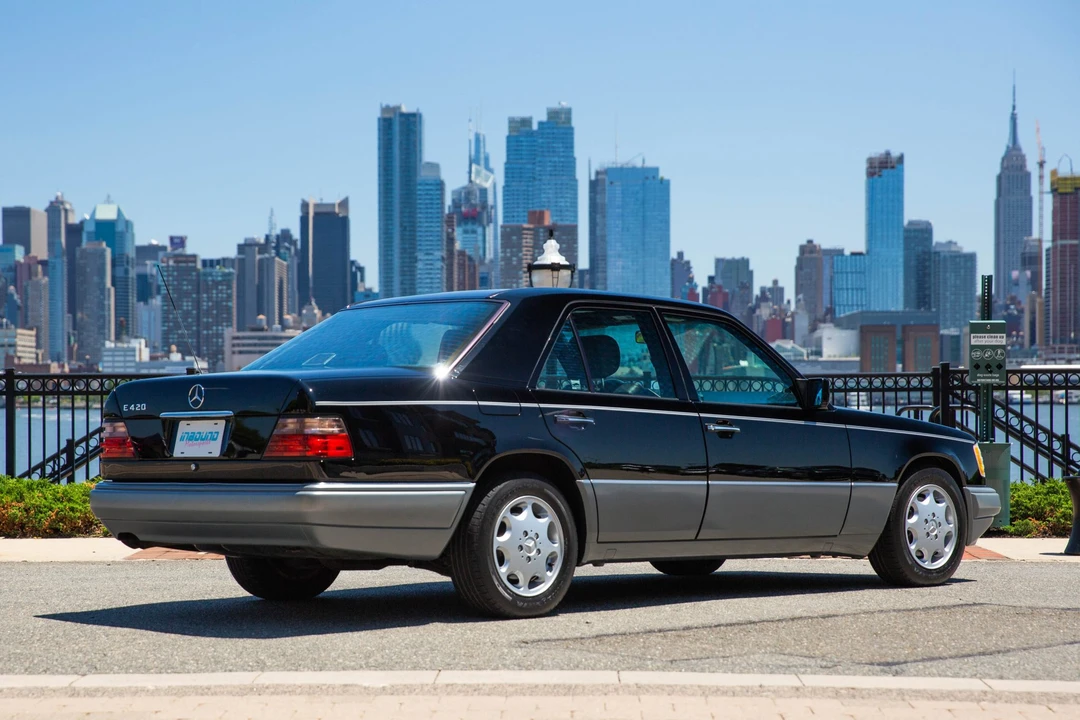 1994 Mercedes-Benz W124 E-Class - Image 16 of 31