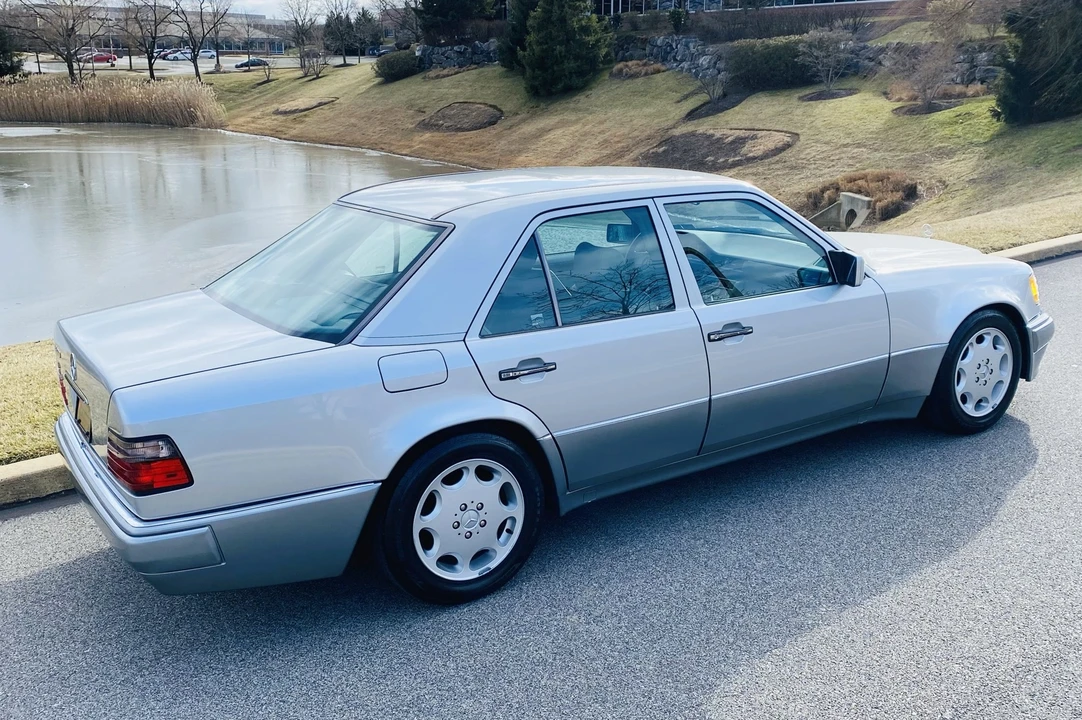 1994 Mercedes-Benz 500E & E500 - Image 16 of 31
