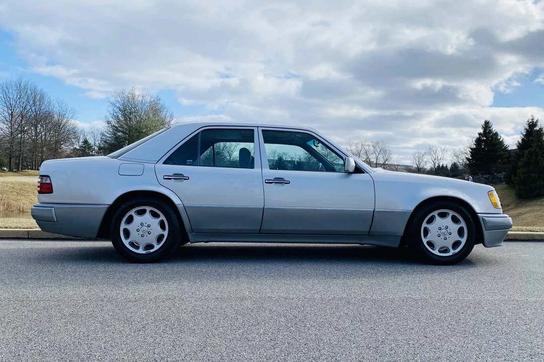 1994 Mercedes-Benz 500E & E500 - Image 17 of 31