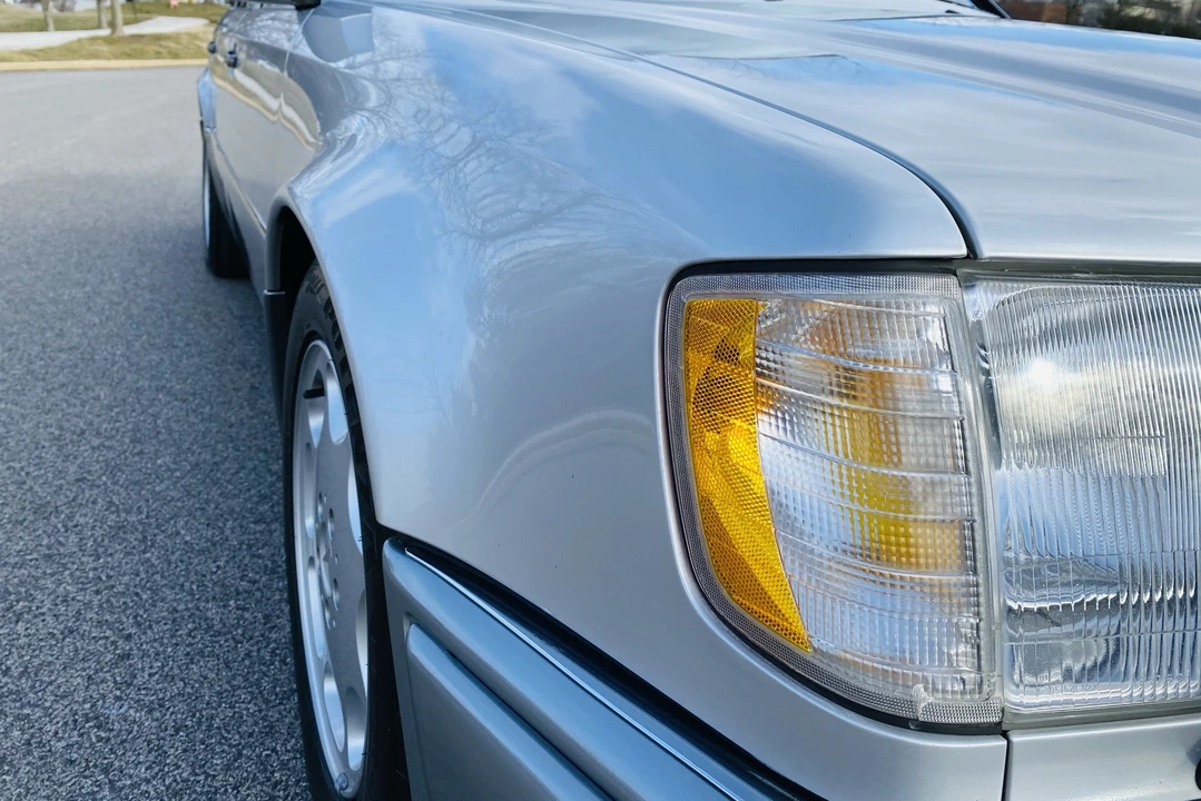 1994 Mercedes-Benz 500E & E500 - Image 28 of 31