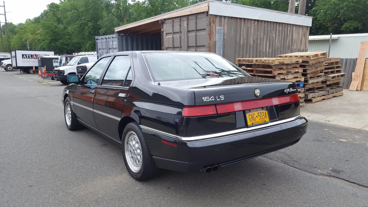 1995 Alfa Romeo 164 - Image 8 of 31