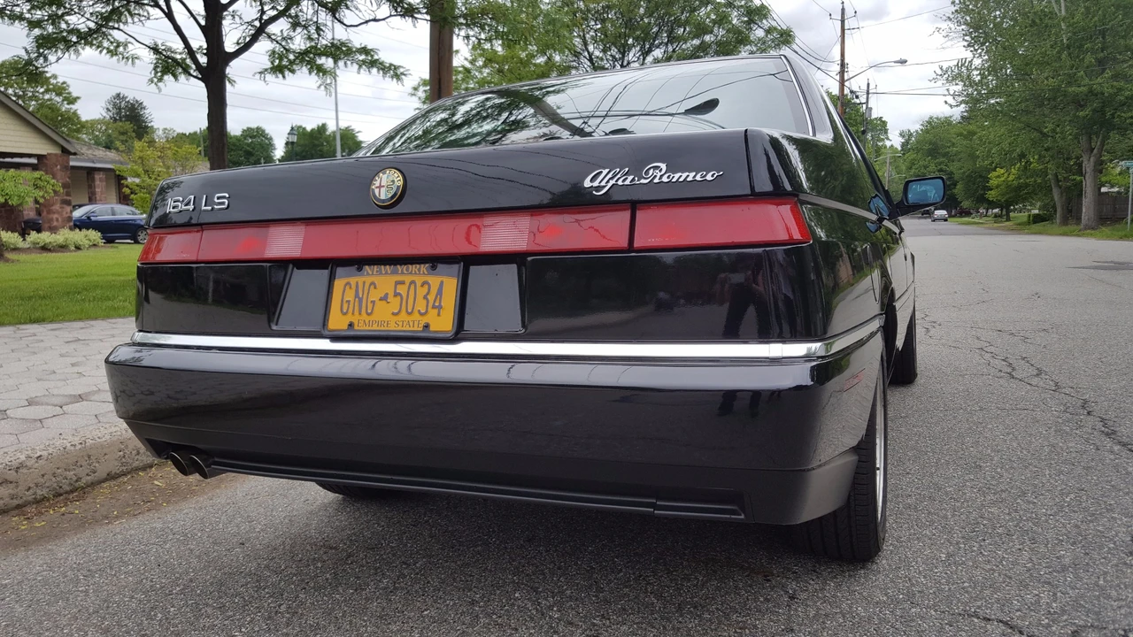 1995 Alfa Romeo 164 - Image 10 of 31
