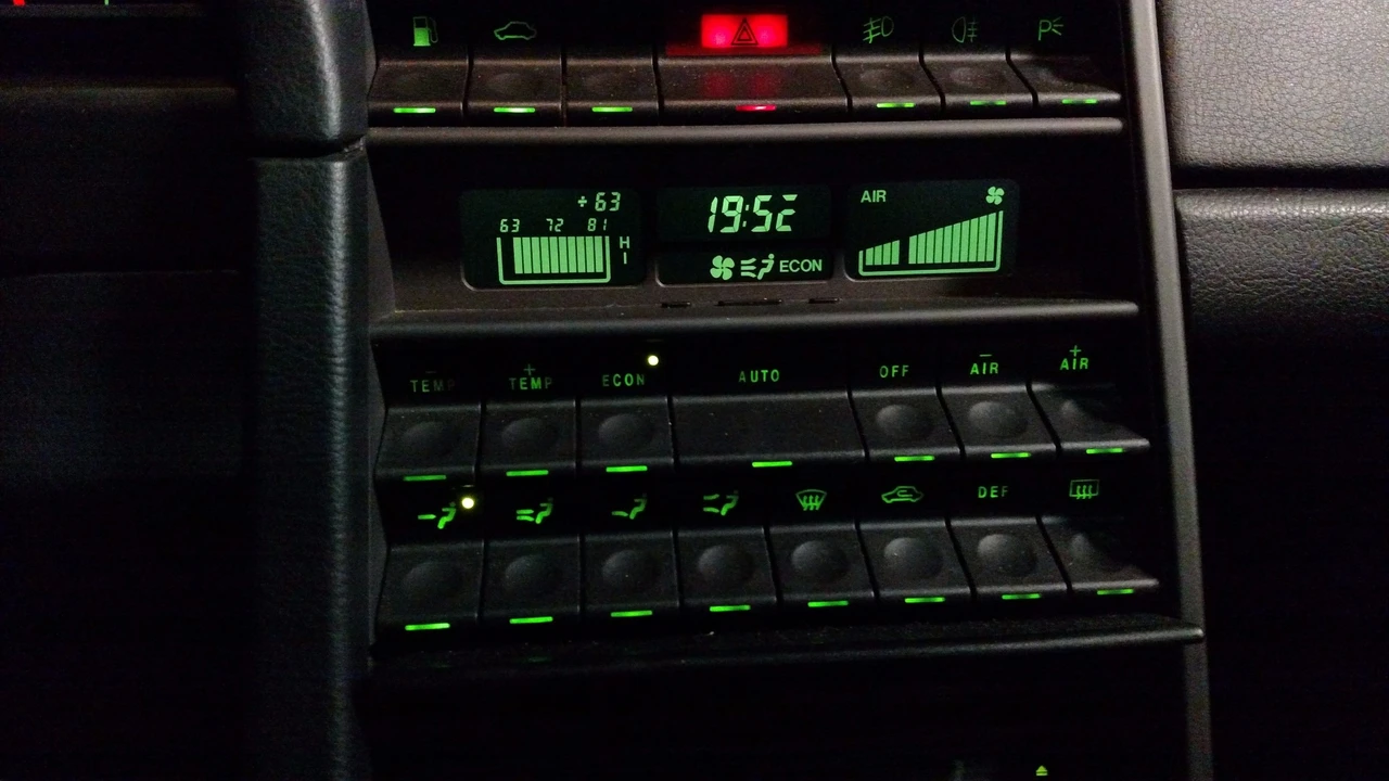 1995 Alfa Romeo 164 - Image 21 of 31