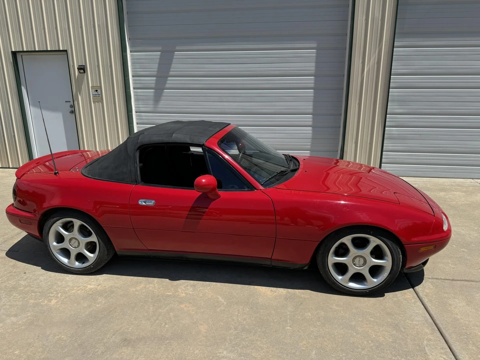 1995 Mazda NA MX-5 Miata - Image 12 of 31