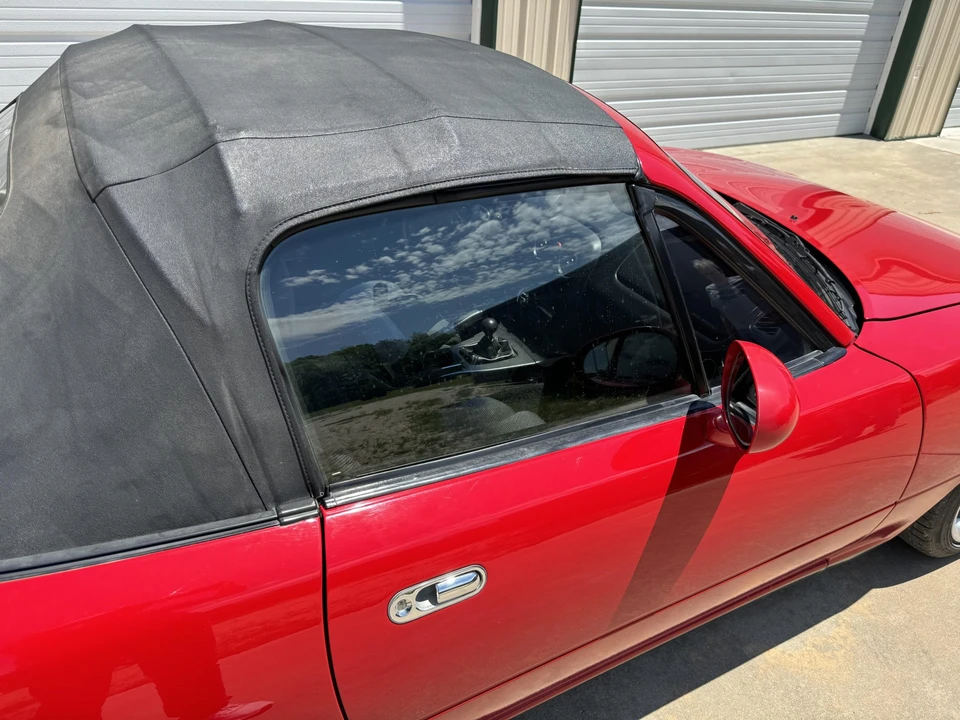 1995 Mazda NA MX-5 Miata - Image 24 of 31