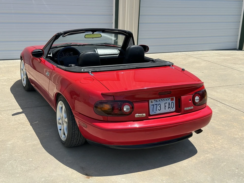 1995 Mazda NA MX-5 Miata - Image 18 of 31