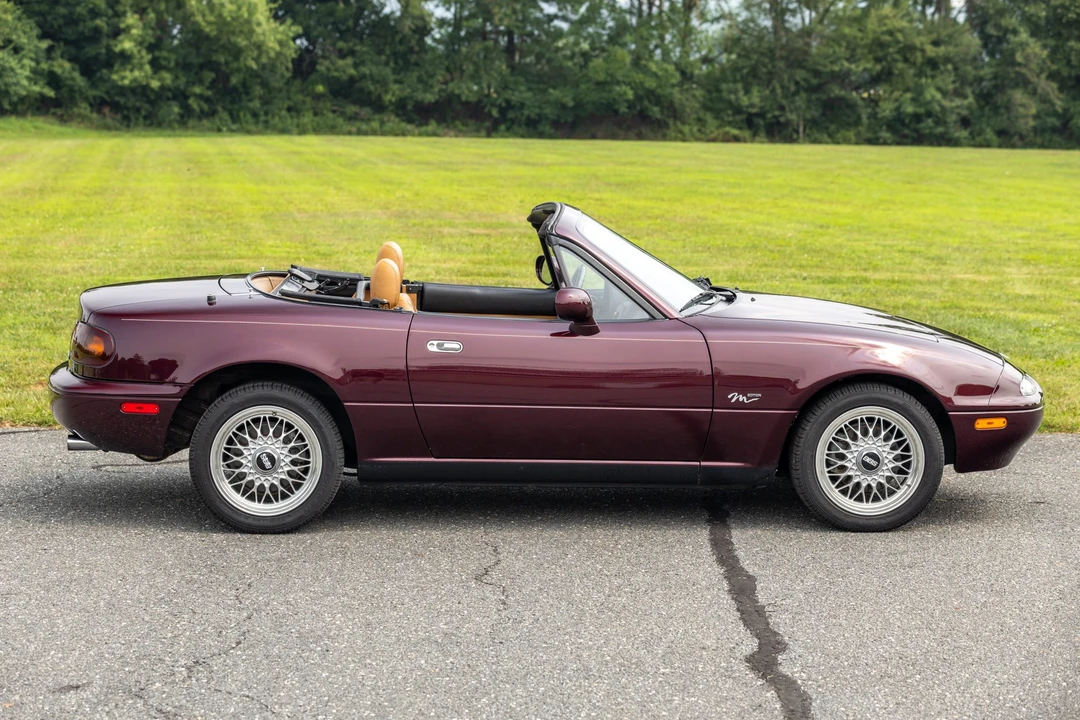 1995 Mazda NA MX-5 Miata - Image 9 of 31