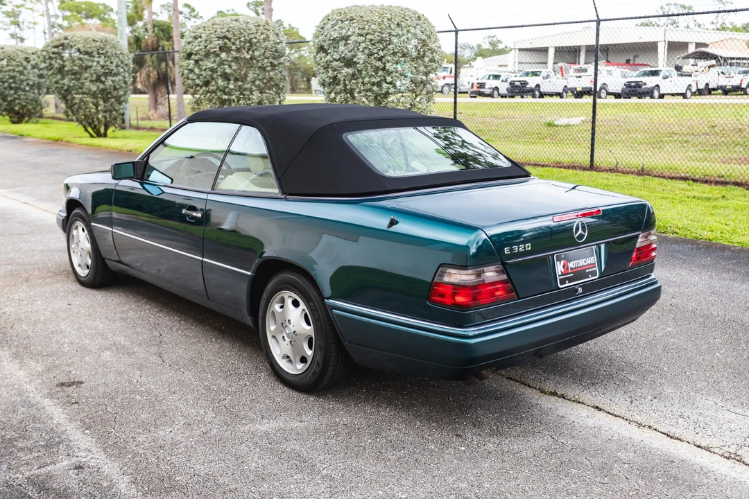 1995 Mercedes-Benz W124 E-Class - Image 20 of 31