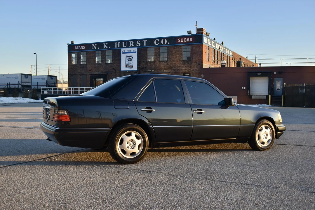 1995 Mercedes-Benz W124 E-Class - Image 20 of 31