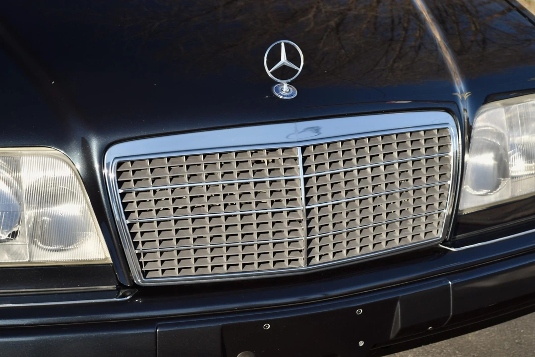1995 Mercedes-Benz W124 E-Class - Image 29 of 31