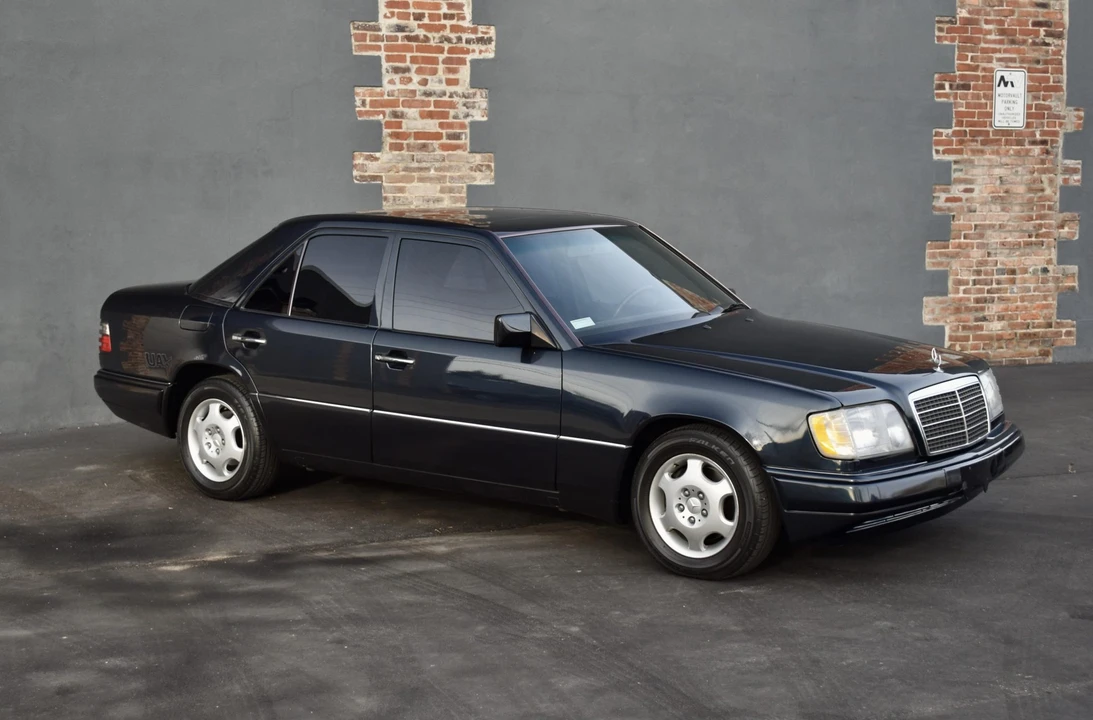 1995 Mercedes-Benz W124 E-Class - Image 25 of 31