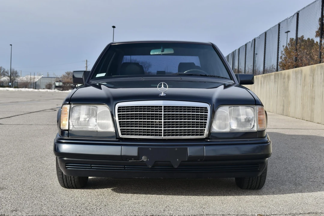 1995 Mercedes-Benz W124 E-Class - Image 30 of 31