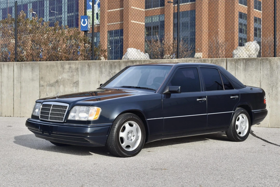 1995 Mercedes-Benz W124 E-Class - Image 7 of 31