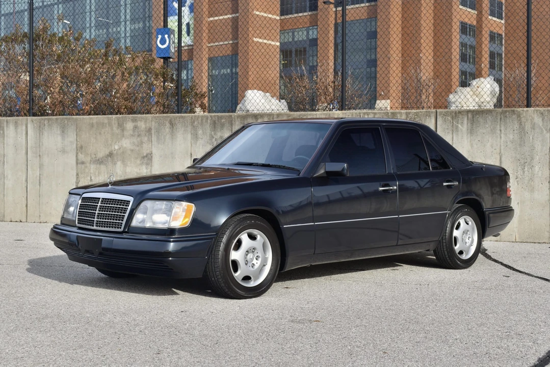 1995 Mercedes-Benz W124 E-Class - Image 6 of 31