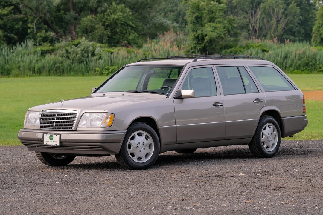 1995 Mercedes-Benz W124 E-Class - Image 3 of 31