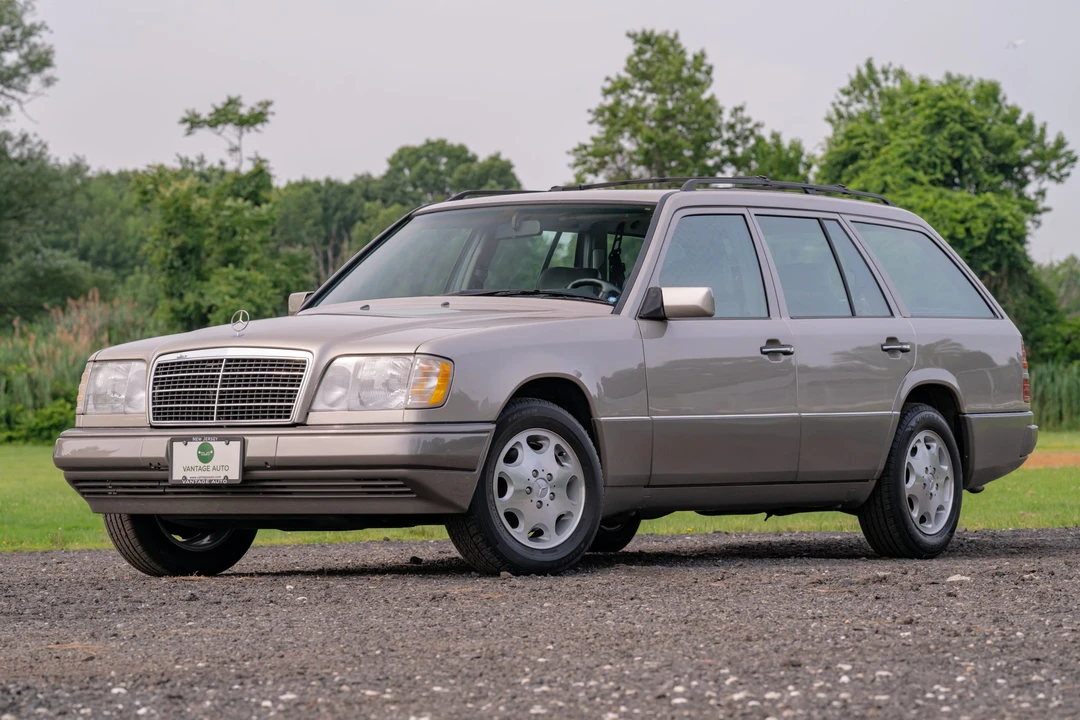 1995 Mercedes-Benz W124 E-Class - Image 4 of 31