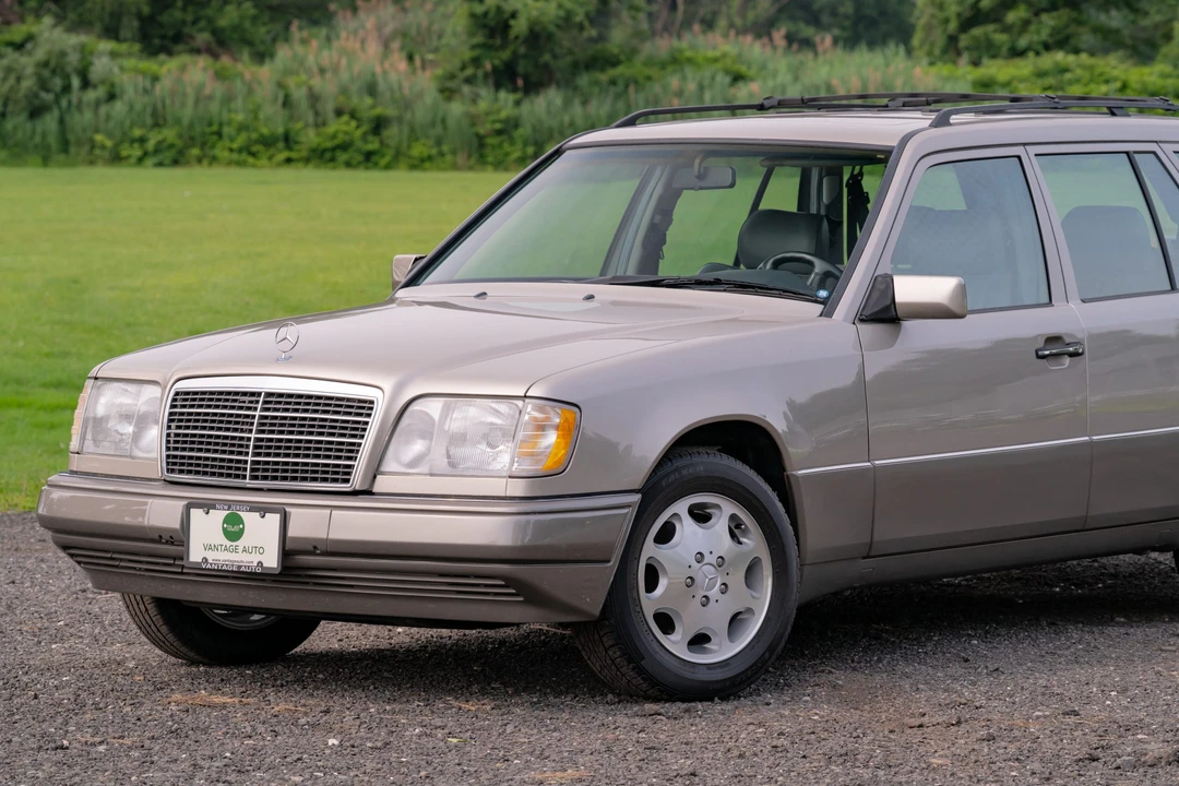 1995 Mercedes-Benz W124 E-Class - Image 19 of 31