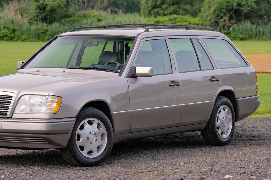 1995 Mercedes-Benz W124 E-Class - Image 20 of 31